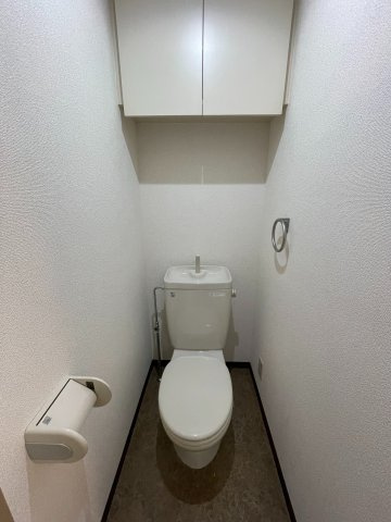 ヴァンヴェール府中のトイレ|※別号室参考写真です