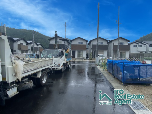 上賀茂北ノ原町 新築戸建 3期3号地の前面道路含む現地写真