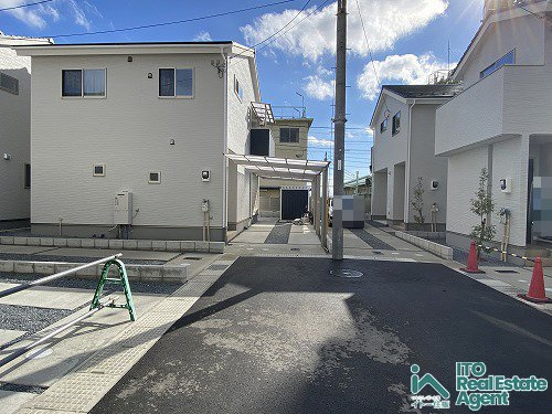 上賀茂北ノ原町 新築戸建 3期3号地の前面道路含む現地写真