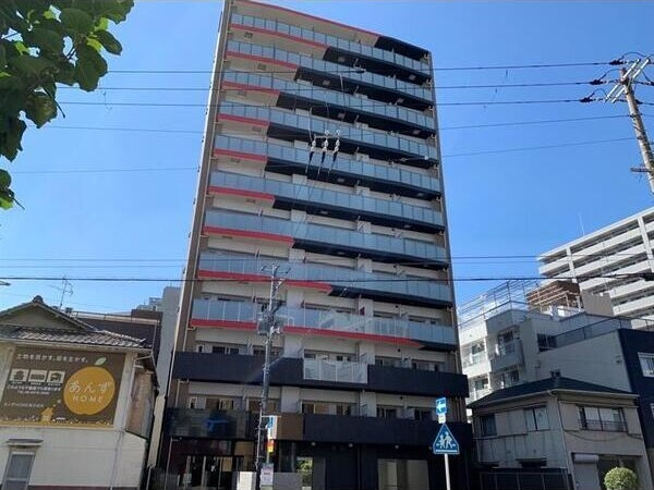 セレニテ天六リアンの外観