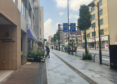 【展望】 | ミオカステーロ八王子Ⅱ | 眺望を気にして物件を探す場合、前面に建物が建っていないか現地で確認しましょう！前面に建物があると景色はもちろん、日当たりや風通しにも影響が出てきます。住んだ時のことを想像しながら現地見学をしましょう。