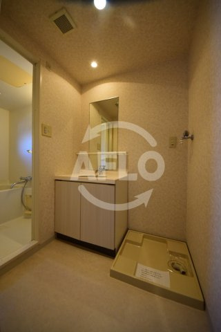 ウィルテラスなんば南の洗面所|サムティナンバ南　洗面脱衣所