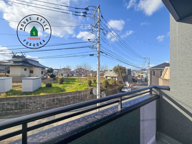 福岡市南区中尾2丁目第4-2棟（1号棟）の展望|窓から緑が見える物件も魅力的です。