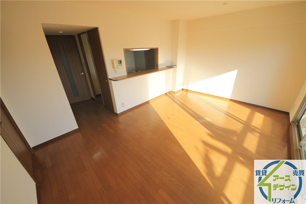 シャン・クラージュの居間・リビング|※類似部屋