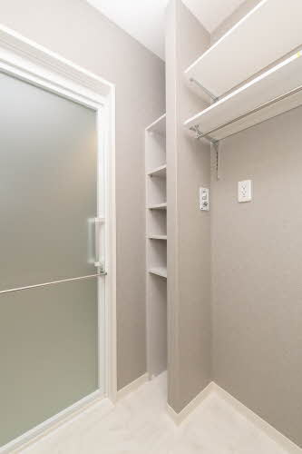 メゾン　ド　ラフィネの収納