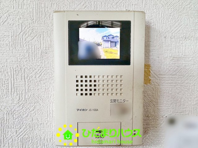 加須市上崎　中古一戸建てのセキュリティ|モニター付きインターホンで来客も顔を見て確認出来ます。