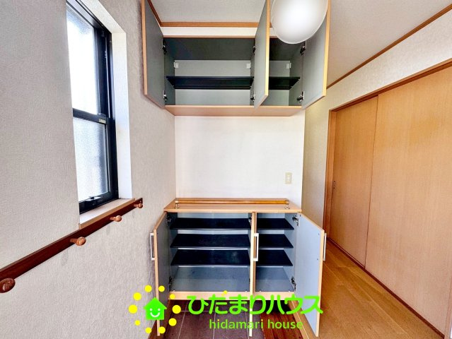 加須市上崎　中古一戸建ての収納