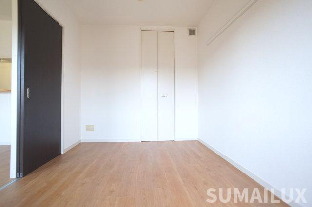 アーバニスト本山 の洋室