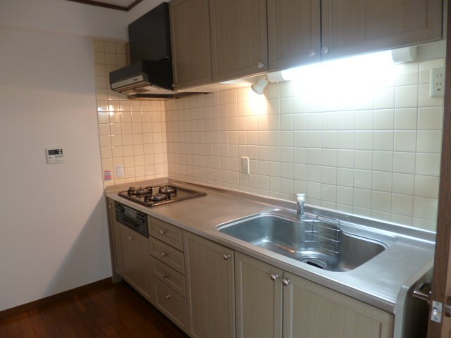 ファステストラップ朝日町のキッチン