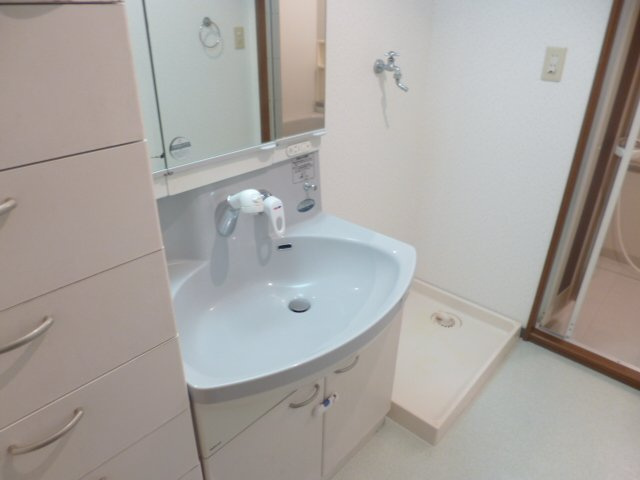 ファステストラップ朝日町の洗面所