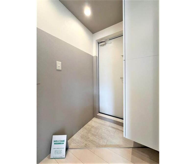 ボナチッタ３号棟の玄関