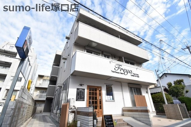 セジュール武庫之荘の外観