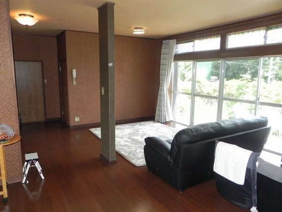 【居間・リビング】 | 大室高原別荘地　戸建