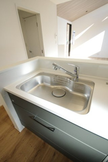 【キッチン】 | 【仲介手数料無料！！】日野市大坂上4丁目　新築戸建て（全3棟）No1号棟　4190万円