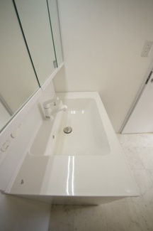 【独立洗面台】 | 【仲介手数料無料！！】日野市大坂上4丁目　新築戸建て（全3棟）No1号棟　4190万円