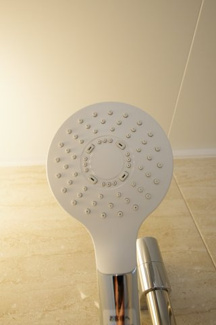 【設備】 | 【仲介手数料無料！！】日野市大坂上4丁目　新築戸建て（全3棟）No1号棟　4190万円 | 大型シャワーヘッド