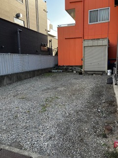 【駐車場】