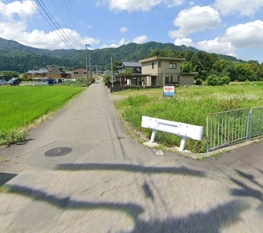 永平寺町飯島　売土地の前面道路含む現地写真