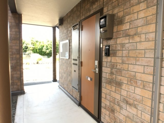 サニーヒルズのエントランス