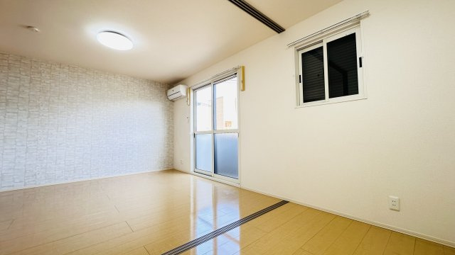 サニーヒルズの居間・リビング