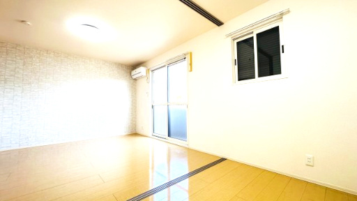 サニーヒルズの居間・リビング