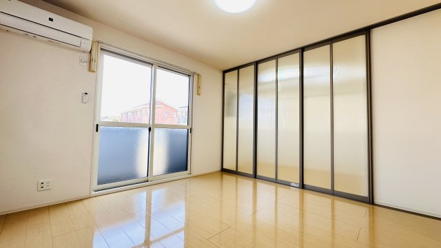 サニーヒルズの居間・リビング