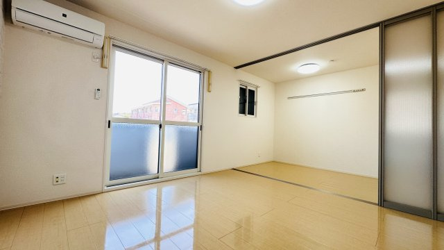 サニーヒルズの居間・リビング