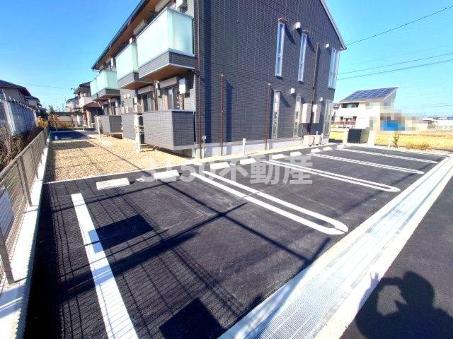 Le Lien Akane　Southの駐車場