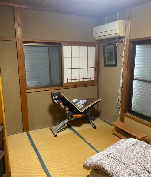 京田辺市草内上リ立の和室