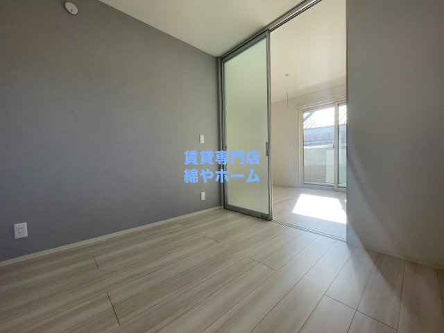 エスポワール東加賀屋の洋室|落ち着いた色調の洋室です