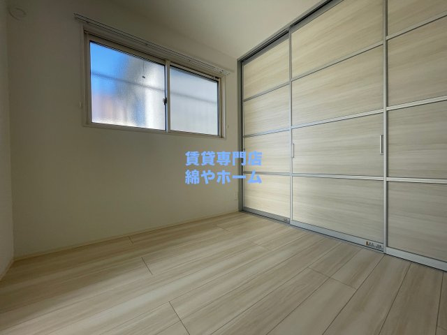 エスポワール東加賀屋の寝室|使い勝手のいい寝室です