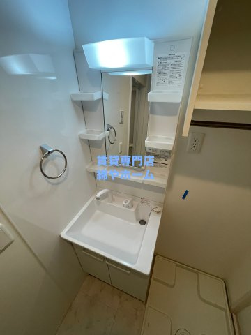 エスポワール東加賀屋の独立洗面台|独立洗面台あり、毎朝おしゃれに忙しい女性の方におすすめです