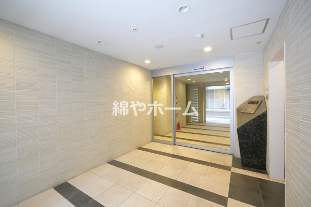 ディナスティ玉造のエントランス|ゆとりのあるエントランスです