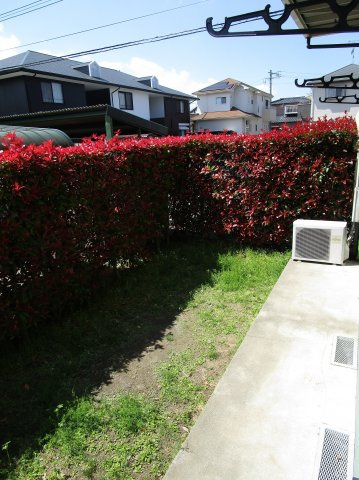 クレール津福Ⅰ【10,000円キャッシュバック対象物件】の庭|お庭です