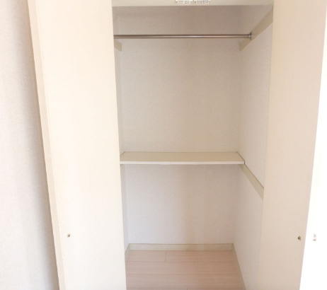 シャトレ津福本町の収納|大きなものも収納できそうです