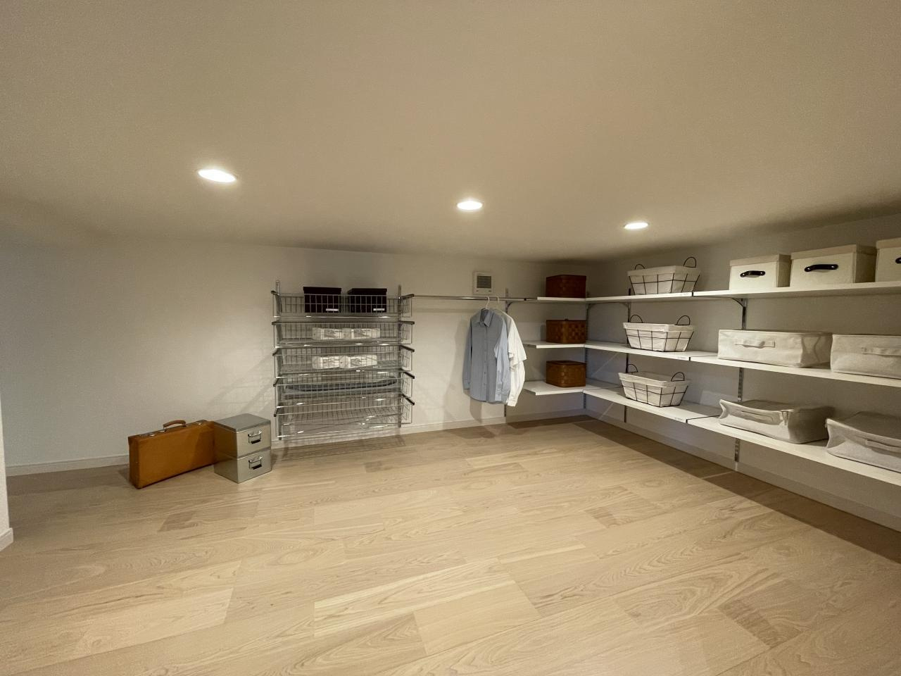 河内町　新築戸建の収納