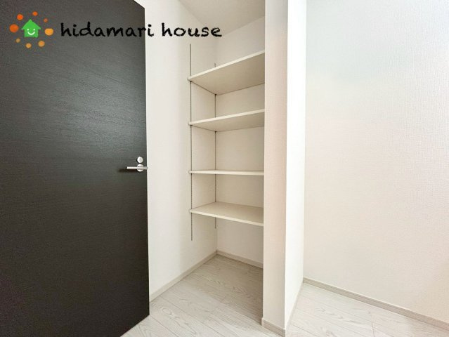 伊奈町本町2丁目20期　新築戸建　エルデ02の収納
