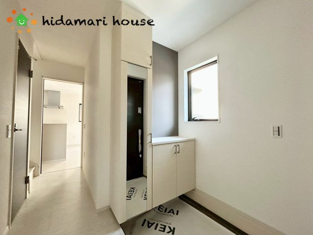 伊奈町本町2丁目20期　新築戸建　エルデ02の玄関