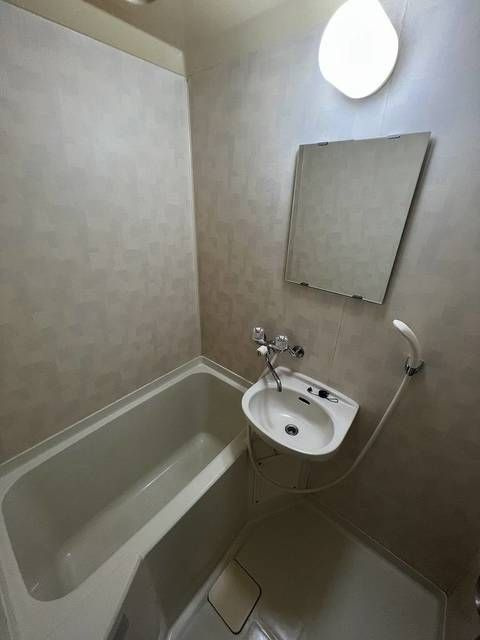 サマックスＭの浴室