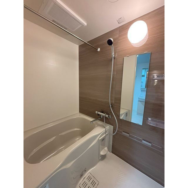 LIBTH筑紫駅前Ⅱの浴室