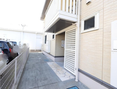 【エントランス】 | フルール・プリムヴェール D棟 | 【フルール・プリムヴェール D棟】エントランス