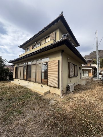 甲府市岩窪町中古戸建住宅
