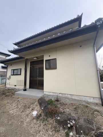 甲府市岩窪町中古戸建住宅の外観