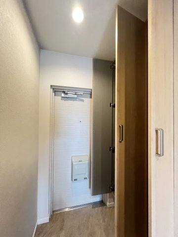 大和高田アーバンコンフォートの玄関|大容量のシューズボックス付き