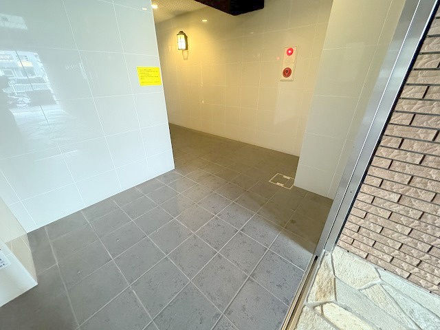 イーストコート新大阪のロビー