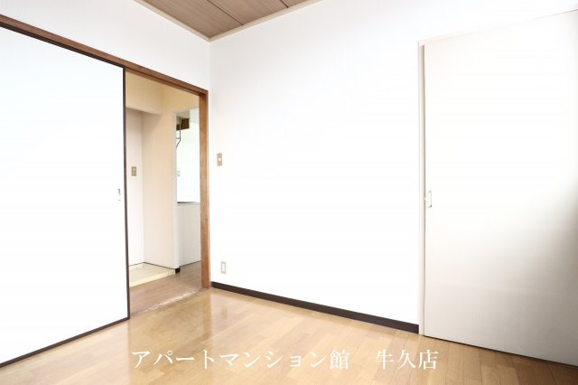 高田ハイツBの寝室