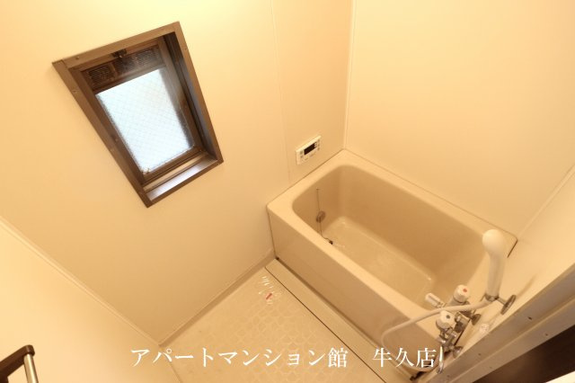 高田ハイツBの浴室