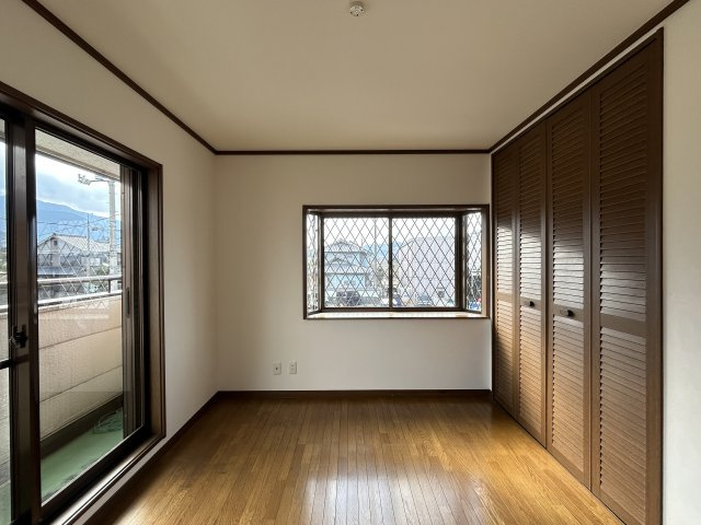 土居町津根　中古戸建の洋室