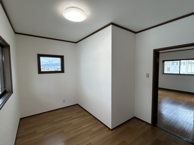 土居町津根　中古戸建の洋室