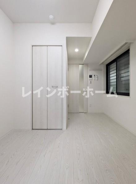 Alivis船橋Eastの居間・リビング